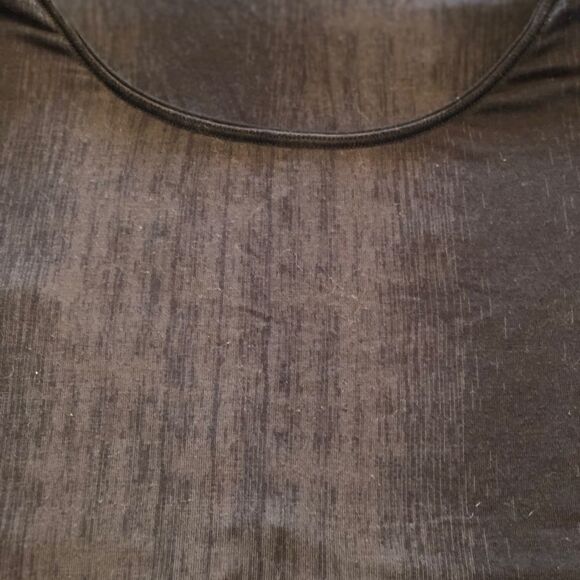 EUC Lululemon Salutation to Savasana Tank - Picture 5 of 8